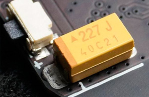 冠旭達課堂：鋁電容和鉭電容的區別在哪？